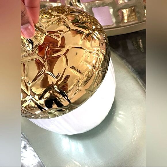 New Elegant Acorn Shaped Cookie Jar - Picture 10 of 12